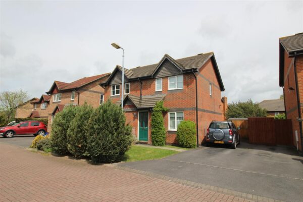 Worsted Close, Trowbridge