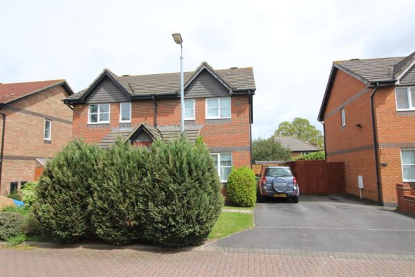 Worsted Close, Trowbridge