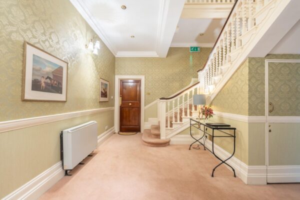 Columbus House, Bath