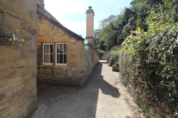 Monkton Farleigh, Bradford on Avon