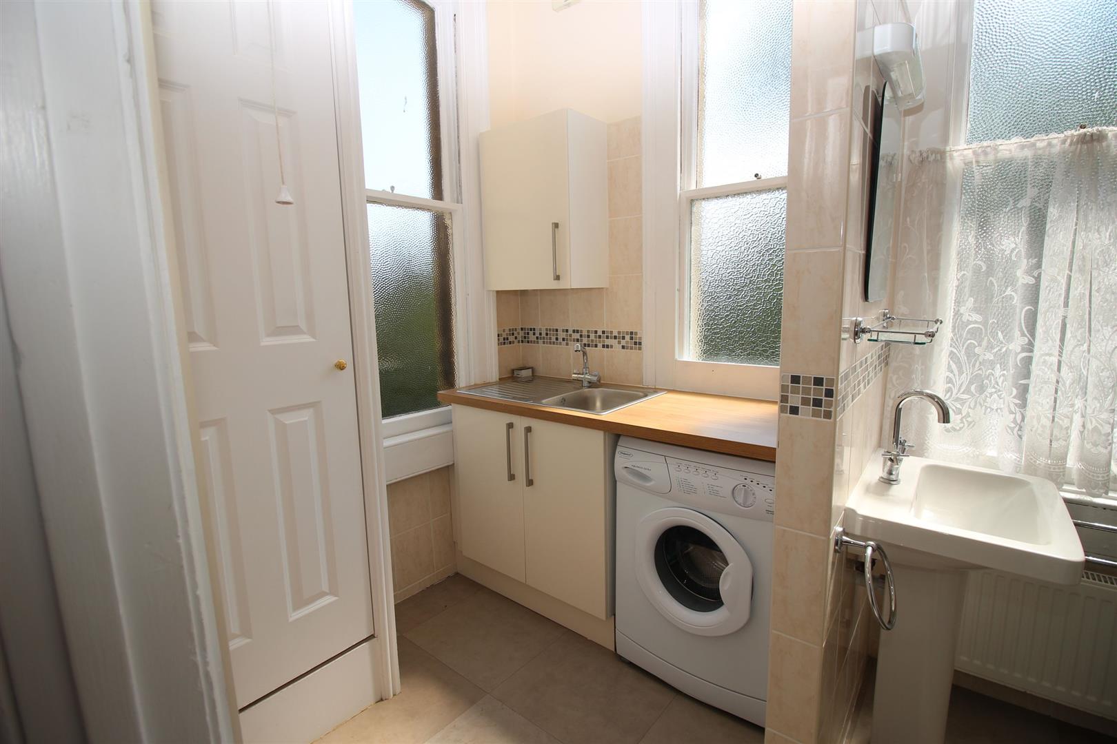 Upper Oldfield Park, Oldfield Park