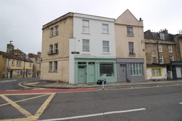 Monmouth Place, City Centre