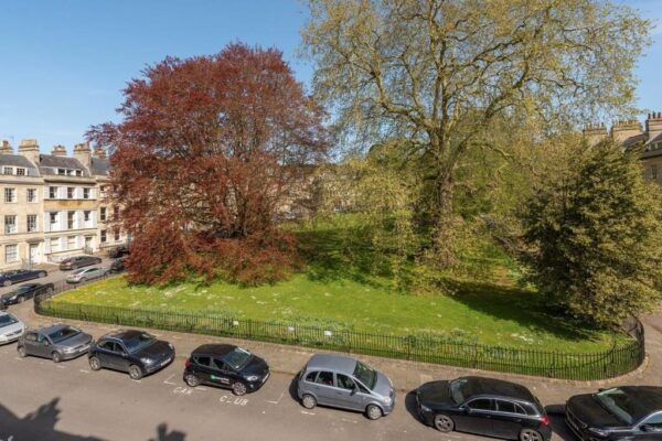 St James's Square, Bath