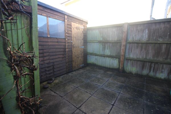 Saxon Drive, Trowbridge