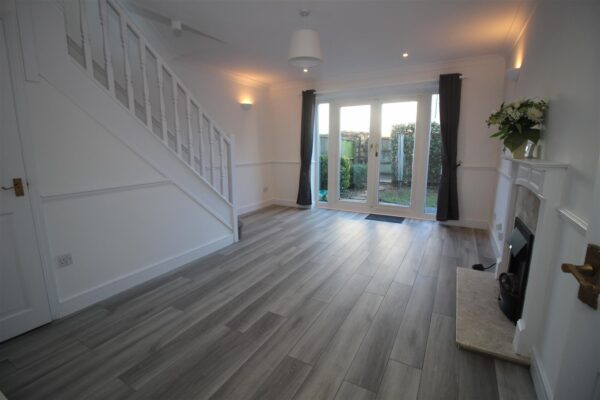 Saxon Drive, Trowbridge