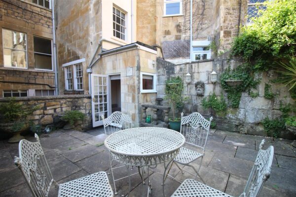 St James's Square, Bath