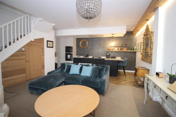 Monmouth Place, City Centre, Bath