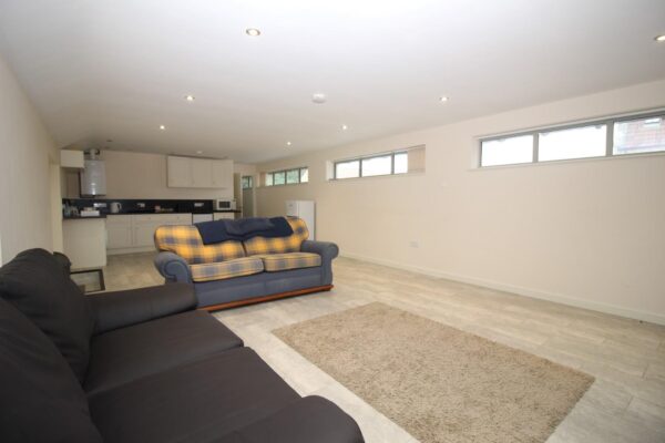 Chapel Plaister, Box